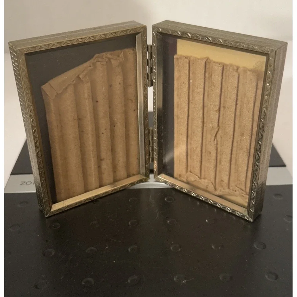 Vintage Gold Tone Metal Bi-Fold Double Hinged Picture Frame-3.25